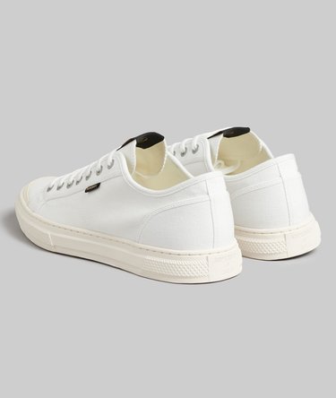 Vegane Canvas Low-Top Sneaker Image 2