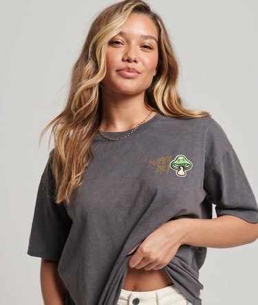 90s Logo Patch Loose Fit T-Shirt Image 1