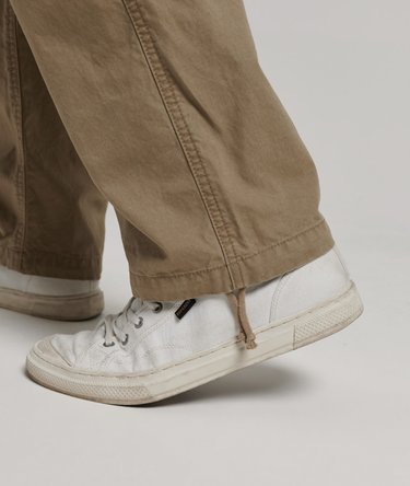 Pantalon cargo baggy en coton biologique Image 6