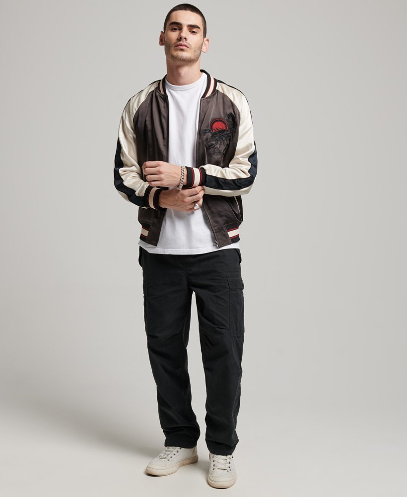 Kurtka Sukajan Dział męski w atramentowy czarny | Superdry PL Kurtka Sukajan Dział męski w atramentowy czarny | Superdry PL