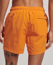 Badeshorts i genanvendt materiale