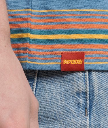 Stripete T-skjorte med vintagetekstur Image 4