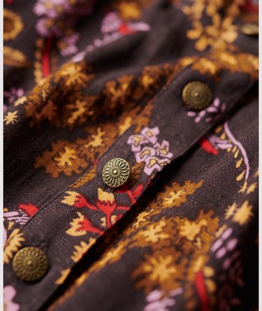 Printed Short Sleeve Tiered Midi Dress Image 4