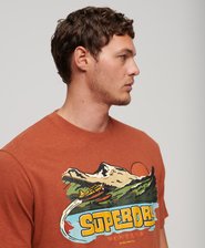T-shirt con grafica Travel Postcard