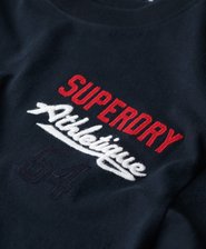 Brodeerattu logollinen Superstate Athletic -T-paita