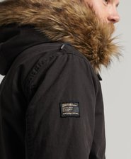 Parka militar con ribete de pelo sint&eacute;tico