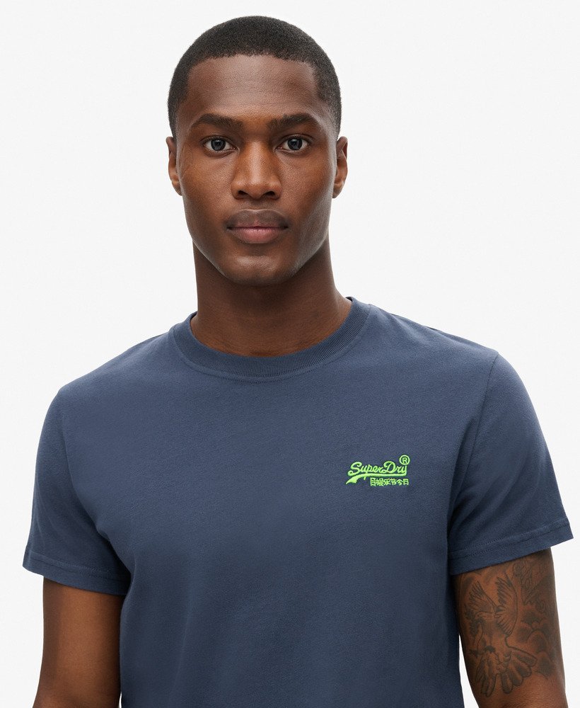 Superdry★エッセンシャル ロゴ刺繍Tシャツ 送関込 Superdry Men's Essential Logo EMB T-Shirt, China Blue, S
