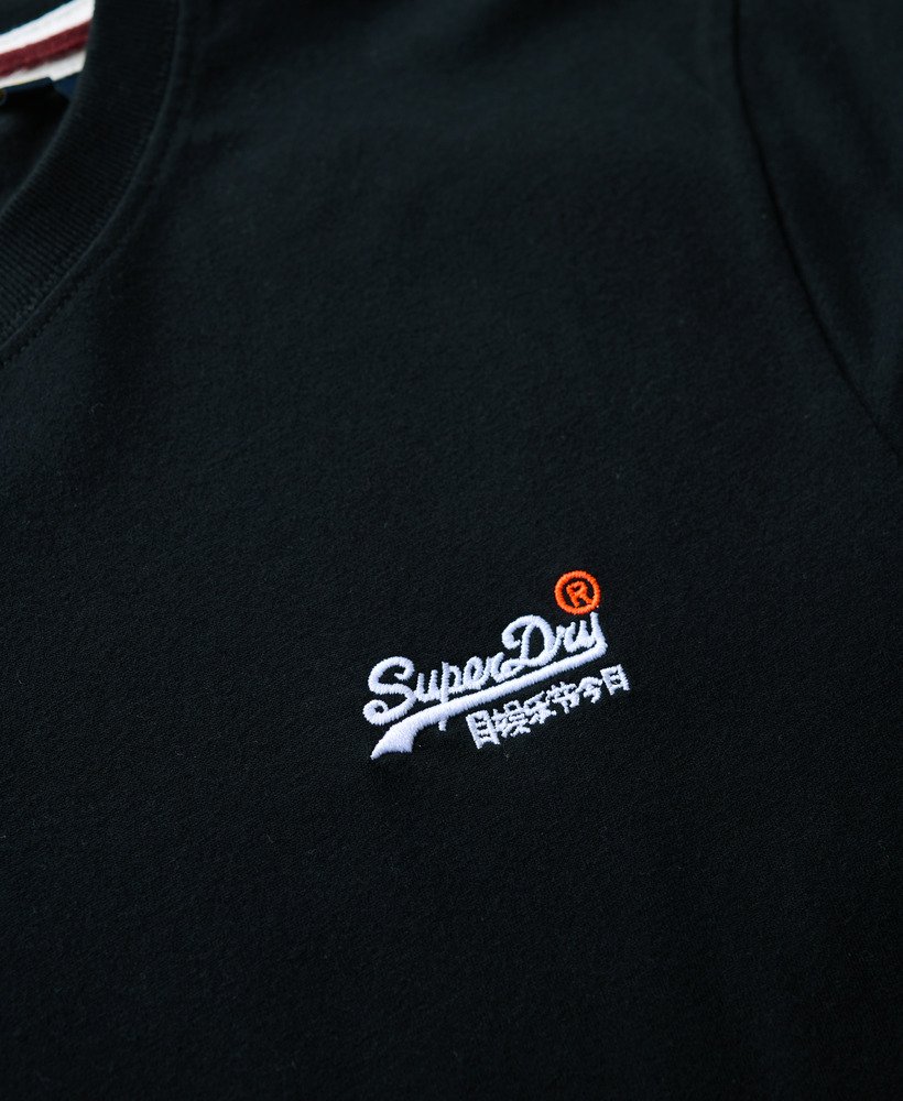 Superdry★エッセンシャル ロゴ刺繍Tシャツ 送関込 mens Essential Embroidered T-Shirt in Black | Superdry US