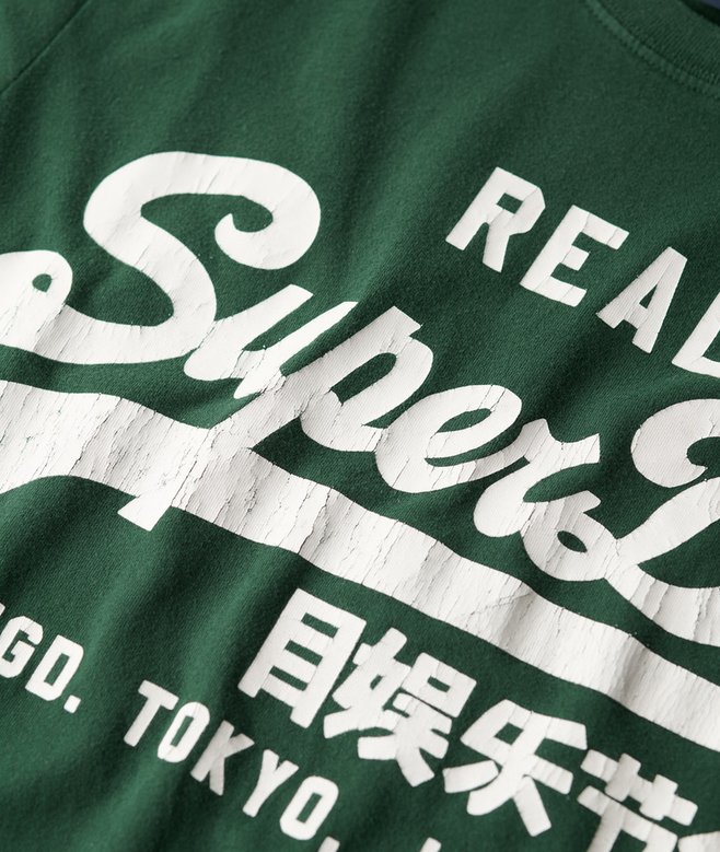 Vintage Logo Graphic T-Shirt