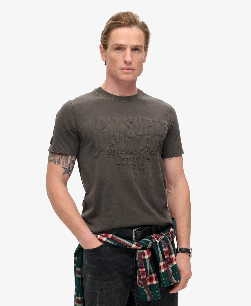 Superdry★エンボスロゴ ビンテージTシャツ 送関込 mens Embossed Logo Graphic T-Shirt in VINTAGE BLACK