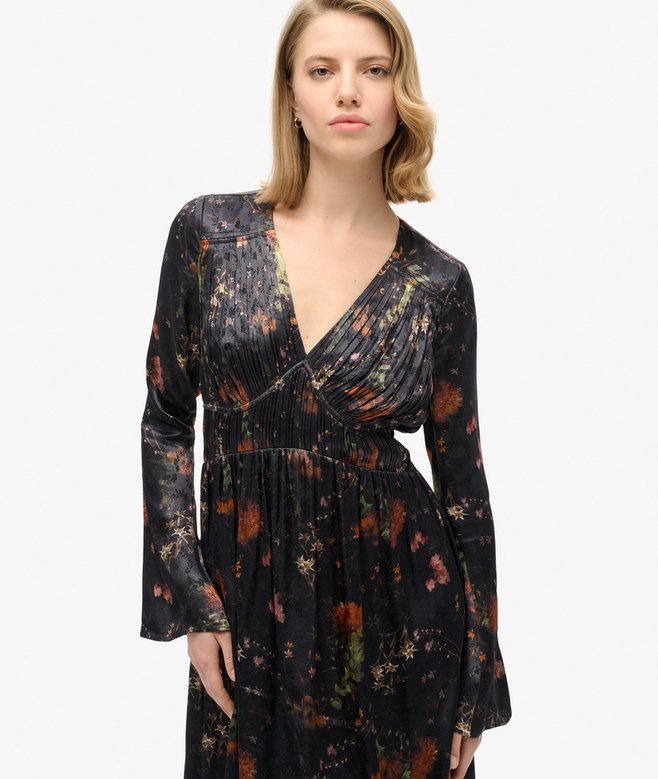 Flare Sleeved Jacquard Midi Dress