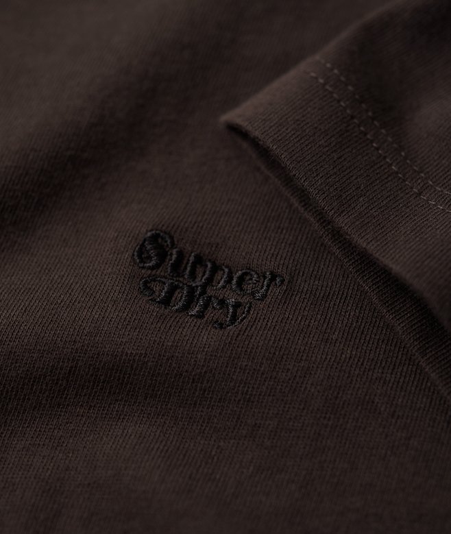 Essential Logo Fitted T-Shirt