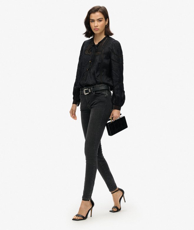 Woven Lace Long-Sleeved Blouse