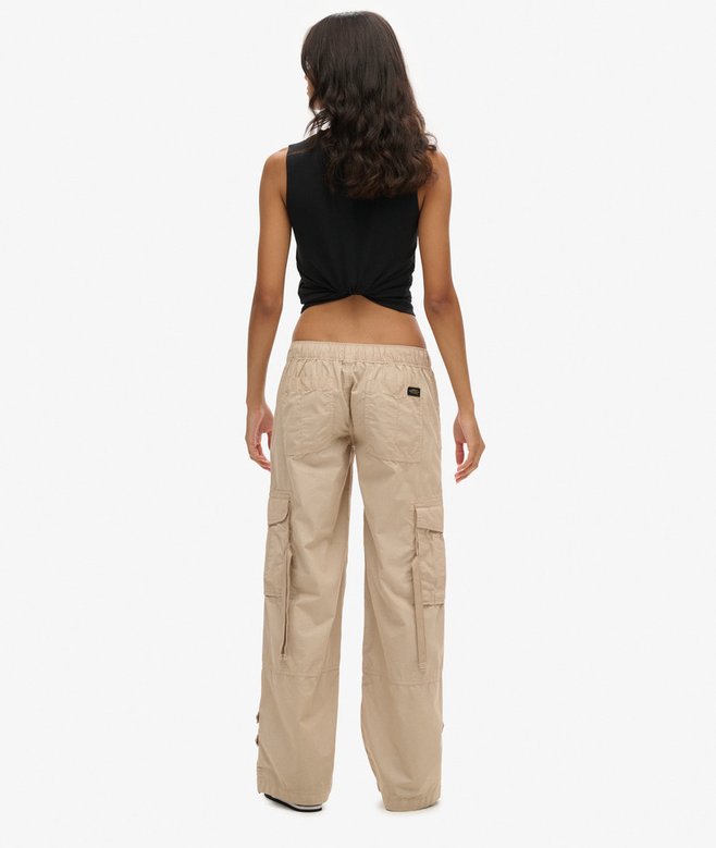 Low Rise Wide Leg Cargo Pants