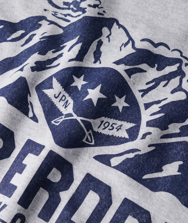Oversized Outdoors Graphic Crew Sweatshirt