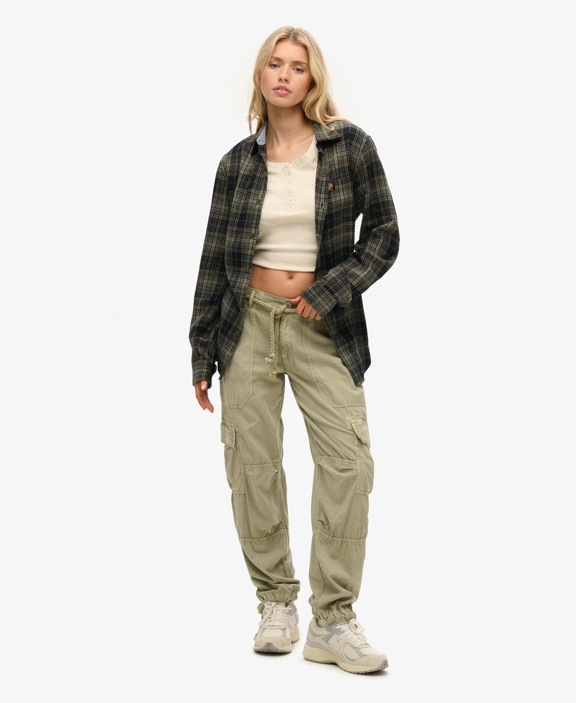 womens Lightweight Beach Cargo Pants in SULPHINE OLIVE GREEN