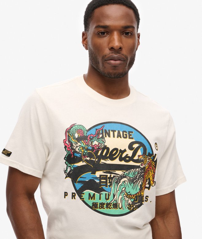 Japanese Vintage Logo Graphic T-Shirt
