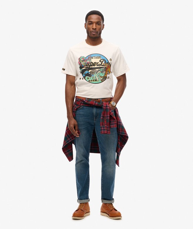 Japanese Vintage Logo Graphic T-Shirt
