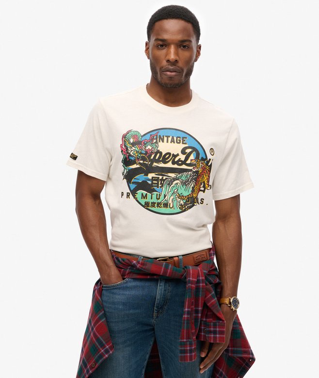 Japanese Vintage Logo Graphic T-Shirt