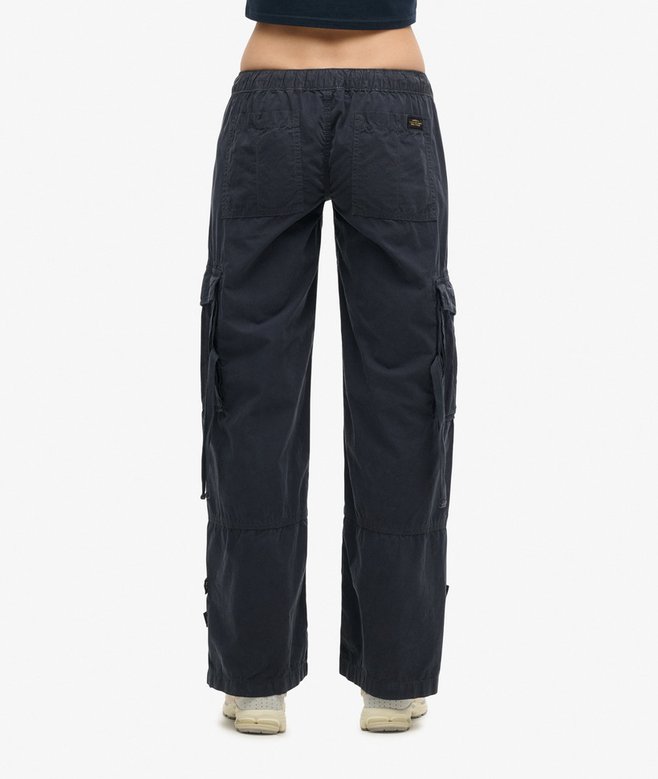 Low Rise Wide Leg Cargo Pants
