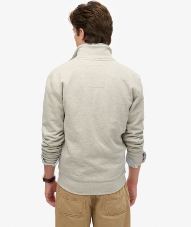 Essential Logo Track Top Image 4