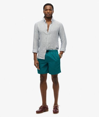 Brodeeratut 43-senttiset Premium-uimashortsit Image 2