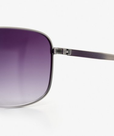 Square Metal Aviator Sunglasses Image 6