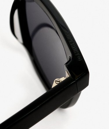 Retro Square Sunglasses Image 5