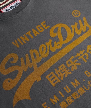Vintage Logo Classic T-Shirt Image 6