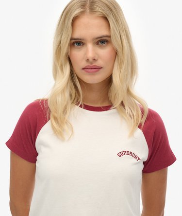 Essential Logo Retro T-Shirt Image 4
