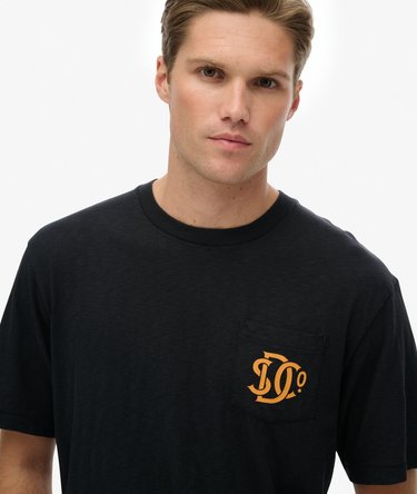 Camiseta gráfica Merchant Store Image 4
