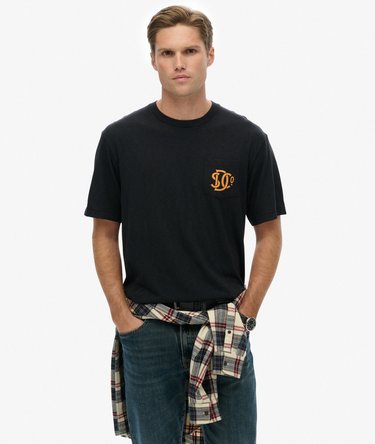 Camiseta gráfica Merchant Store Image 1