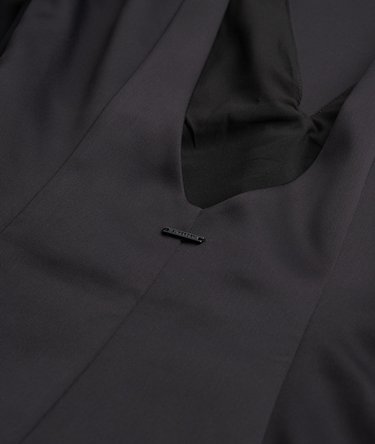 Satin-Midikleid mit V-Ausschnitt Image 7