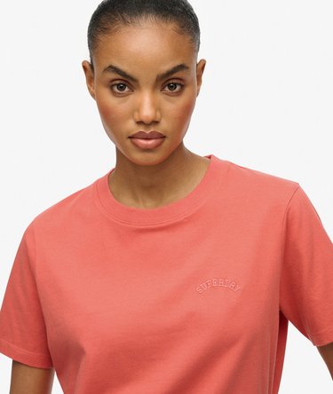 Essential T-Shirt mit Logostickerei Image 4