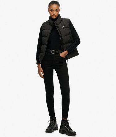 Sports Puffer Gilet Image 3