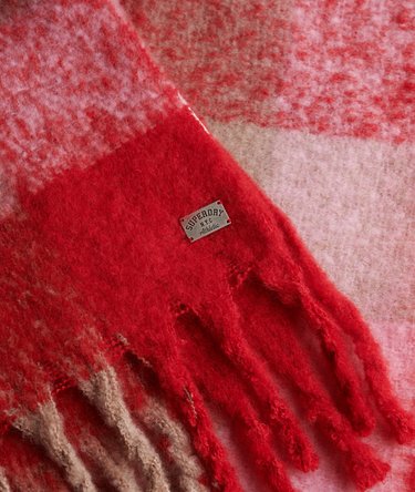 Check Patterned Scarf Image 2
