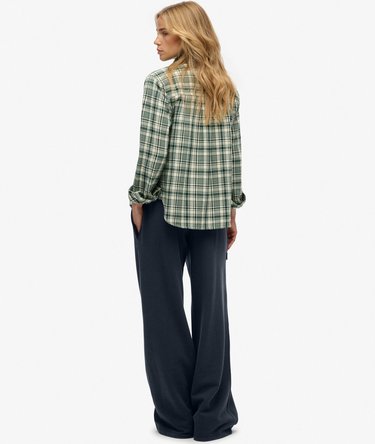 Pantalon de survêtement teint en pièce à logo Athletic Essentials Image 6