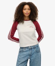 Essential Logo Retro Long Sleeve Top