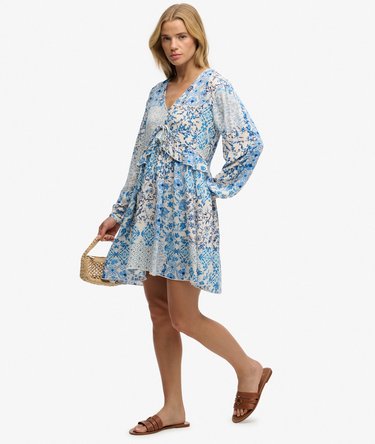 Vestido Mini de Capas Image 3