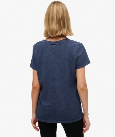 Afslappet Suika T-shirt med V-hals og metallicfarvet grafik Image 5