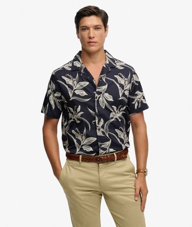 Hawaiian Print Short Sleeve Shirt Image 1