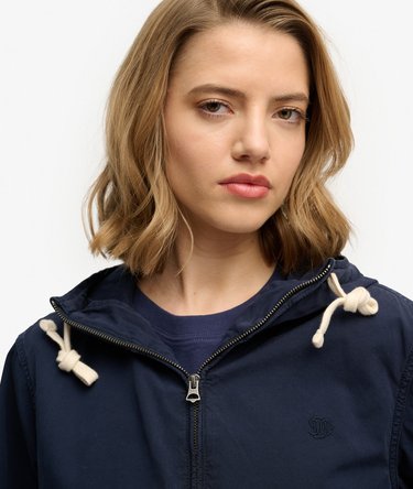 Veste &agrave; capuche en twill lav&eacute; Image 4