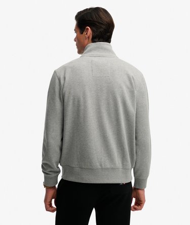 Essential Logo Track Top Image 6