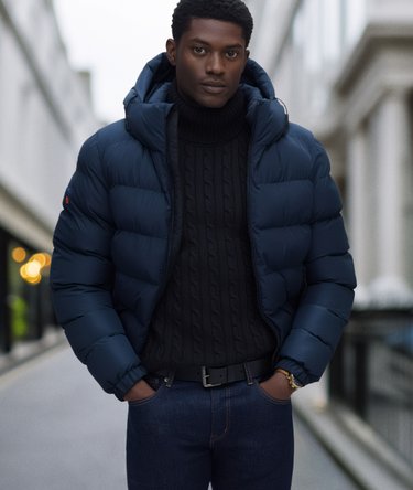 H&aelig;ttet Sports Puffer Jakke Image 1