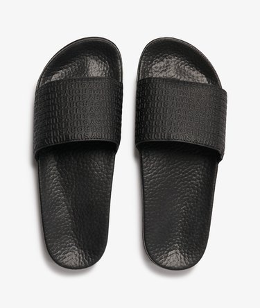 Monogram Pool Sliders Image 5