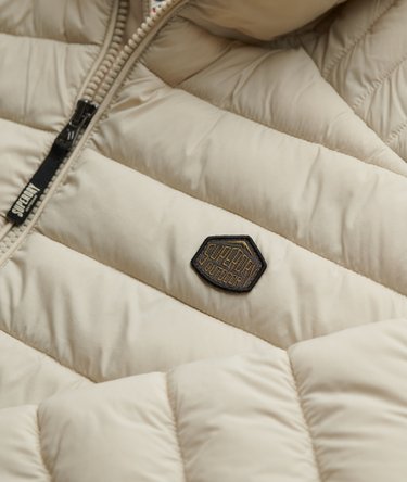 Hooded Fuji Lite Jacket Image 7