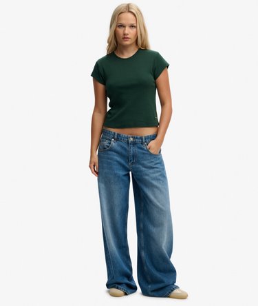 Athletic Essential T-shirt Image 3