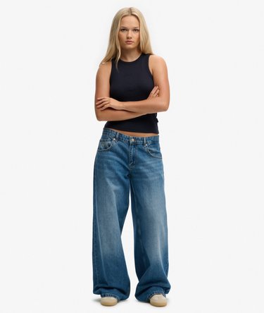Essential Logo Racer Tanktop Image 3