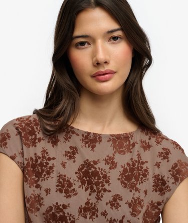 Top de manga corta de malla con flocado Image 4