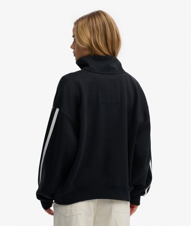 Country Club Appliqu&eacute; Half Zip Image 5